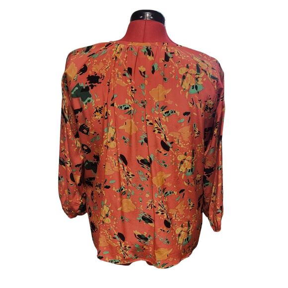 Bayla Jane red floral long sleeve round neck tunic top, size medium* - Picture 2 of 5